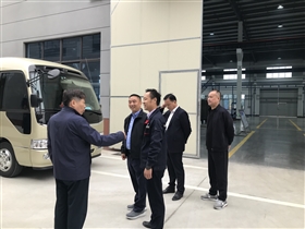熱烈歡迎市領(lǐng)導蒞臨申容工廠